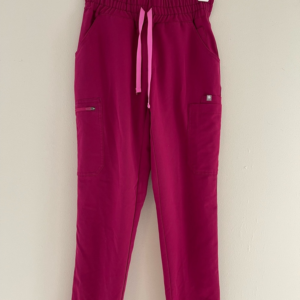 XXS High waisted skinny Yola Figs scrub pants!
